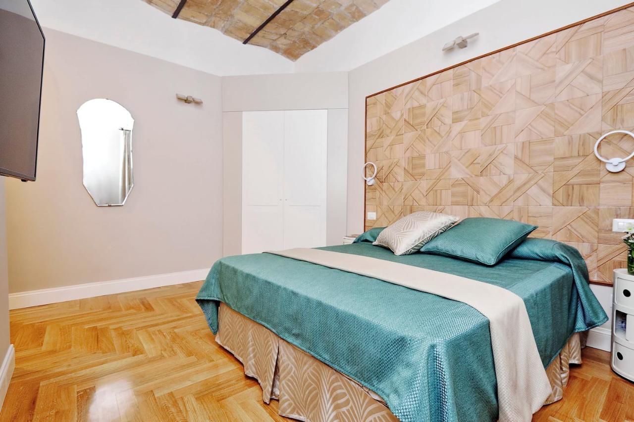 רומא Bellezza Al Colosseo - B&B & Apts מראה חיצוני תמונה