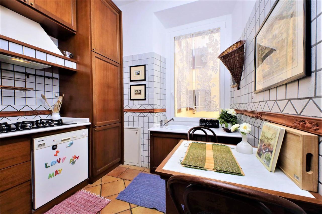 רומא Bellezza Al Colosseo - B&B & Apts מראה חיצוני תמונה