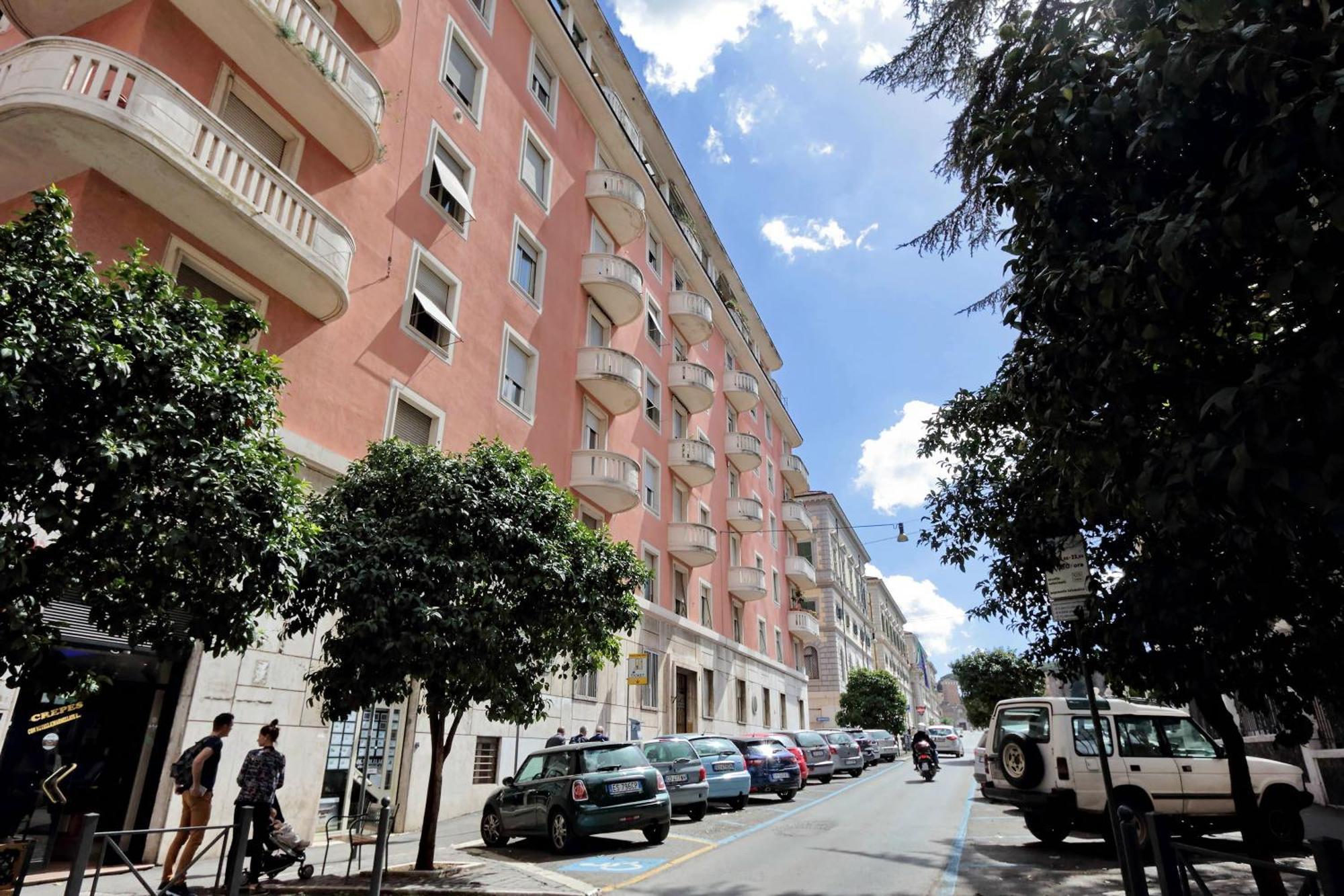 רומא Bellezza Al Colosseo - B&B & Apts מראה חיצוני תמונה